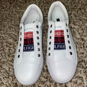 Tommy Hilfiger Womens Size 7 Slip-On Sneaker